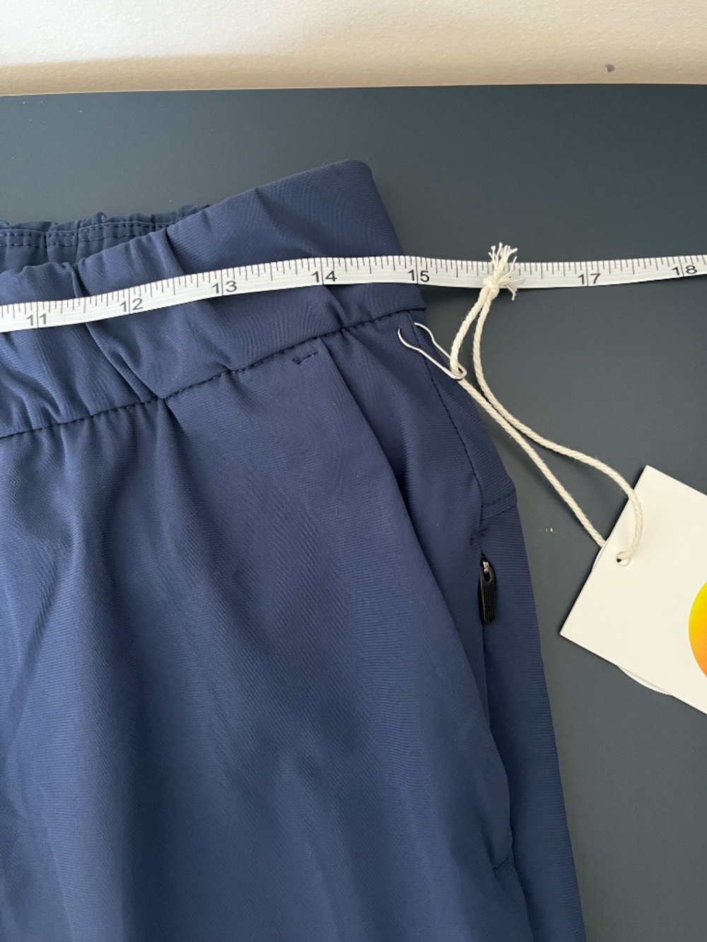 Vuori Miles Ankle Blue Coast Pants | Size Medium | NWT - Picture 5 of 7